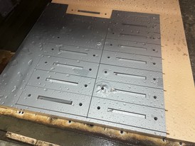 резка стекла гидроабразив.jpeg